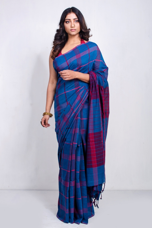 Handwoven cotton saree